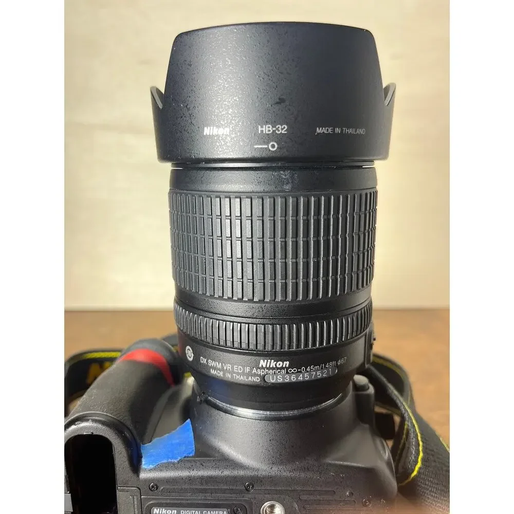 Nikon D3100 DSLR Camera 18-105mm VR Lens Battery 3980 Shutter